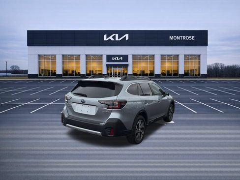 Used 2022 Subaru Outback Limited XT w/ Popular Package #2 AWD/4WD image 6