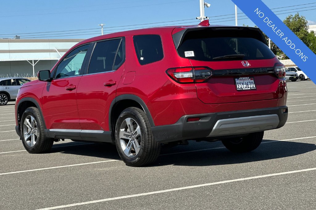 Certified 2025 Honda Pilot EX-L image 6