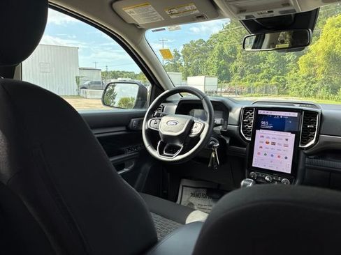 Used 2025 Ford Ranger XLT w/ Equipment Group 301A High RWD image 25