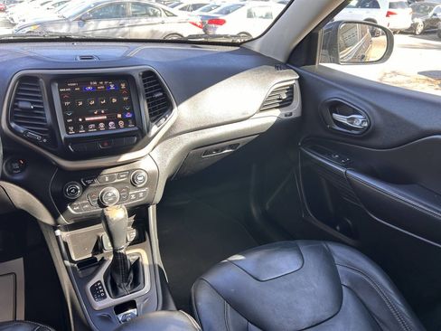 Used 2014 Jeep Cherokee Limited image 15