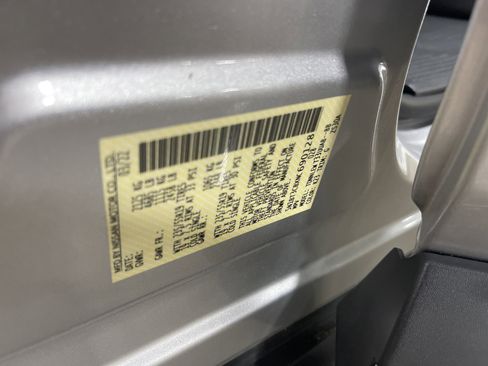 Used 2022 Nissan Rogue SL w/ SL Premium Package image 28