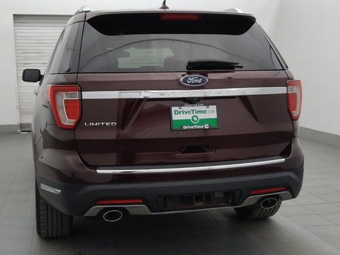 Used 2018 Ford Explorer Limited w/ Equipment Group 301A FWD image 6