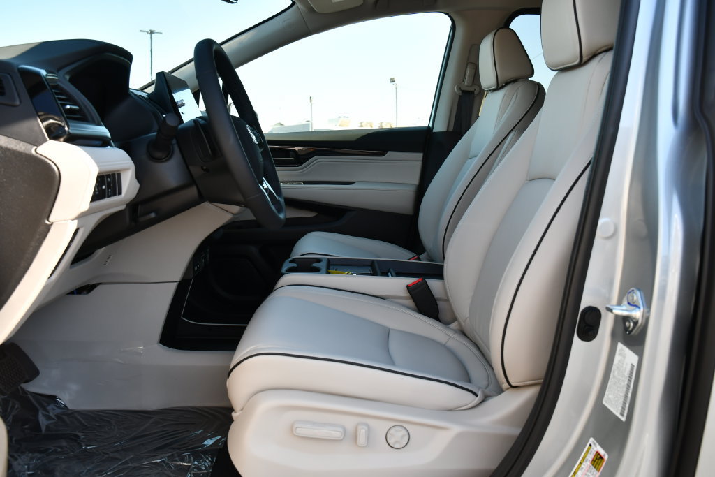 New 2027 Honda Odyssey Touring image 13