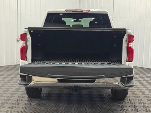 Used 2022 Chevrolet Silverado 1500 LT w/ Fleet Comfort Package AWD/4WD image 20