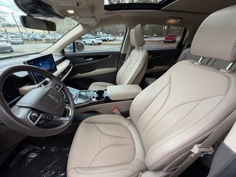 Certified 2022 Lincoln Nautilus Reserve image 14