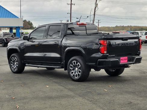 Used 2024 Chevrolet Colorado LT w/ LT Convenience Package III image 6