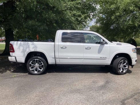 Used 2022 RAM 1500 Limited RWD image 2