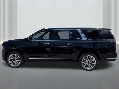 New 2026 Cadillac Escalade ESV Luxury AWD/4WD image 8
