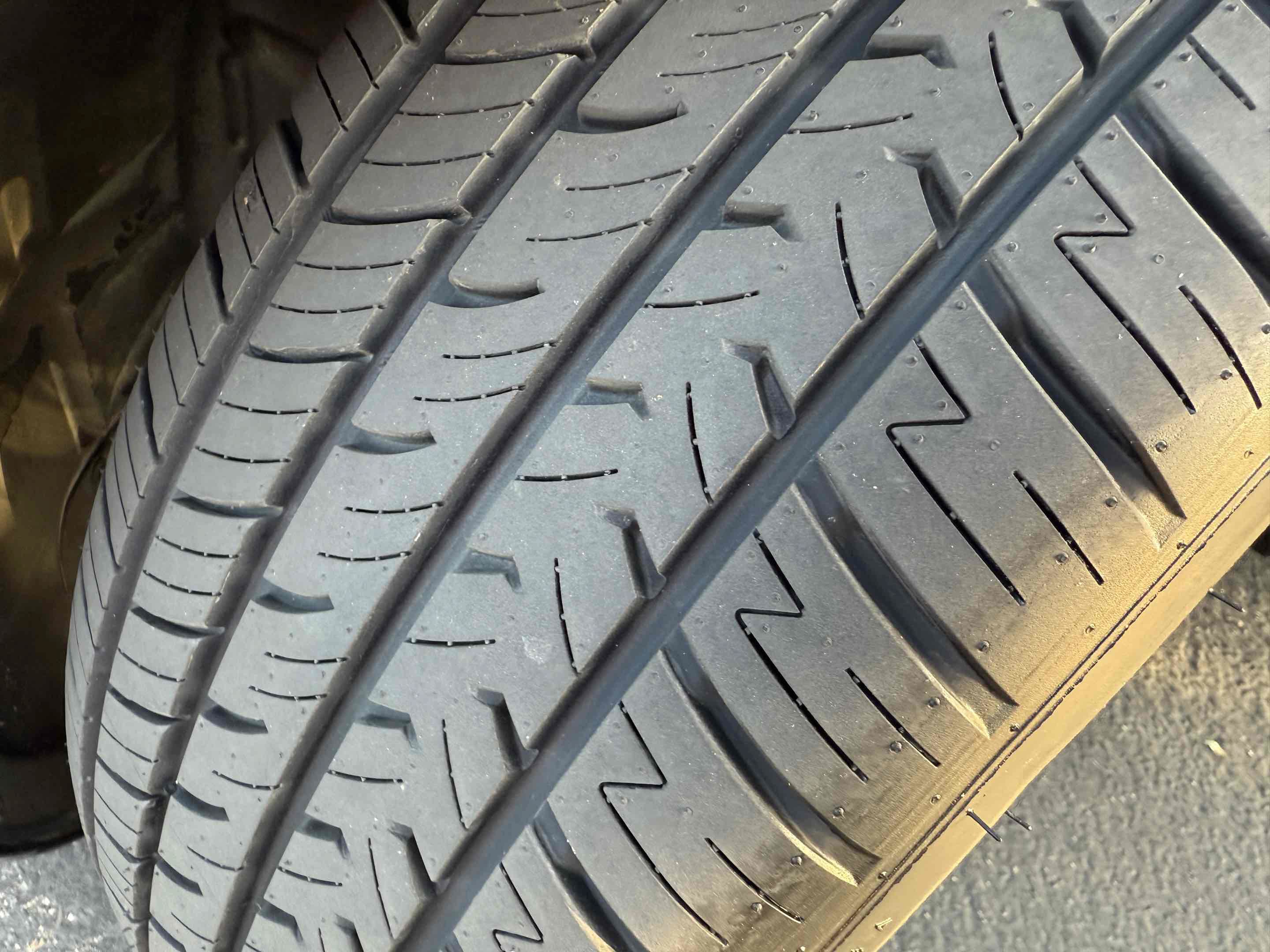 Used 2018 Dodge Challenger R/T RWD image 18
