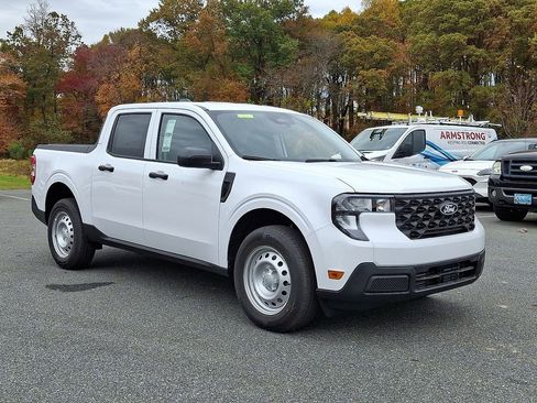 New 2025 Ford Maverick XL w/ 4K Tow Package image 1