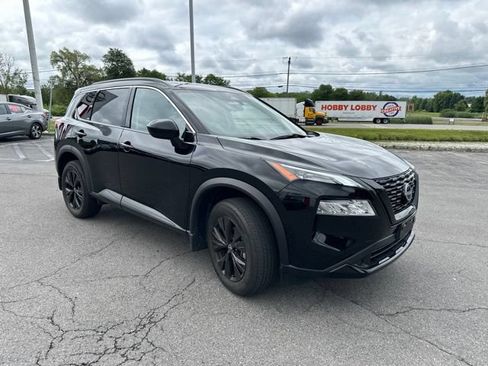 Certified 2023 Nissan Rogue SV w/ SV Premium B Package AWD/4WD image 9