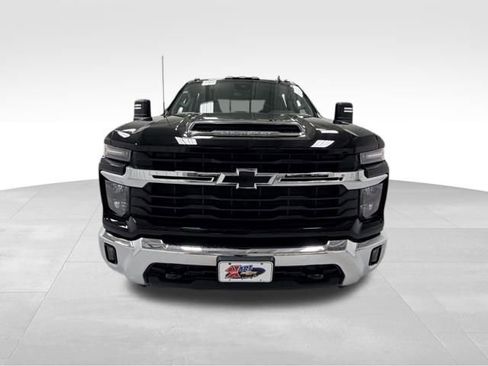 Certified 2025 Chevrolet Silverado 2500 LT w/ Leather Package image 8