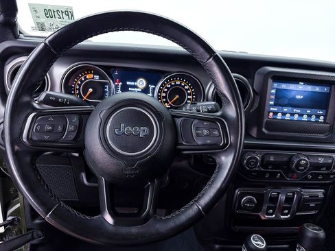 Used 2022 Jeep Wrangler Sport AWD/4WD image 3
