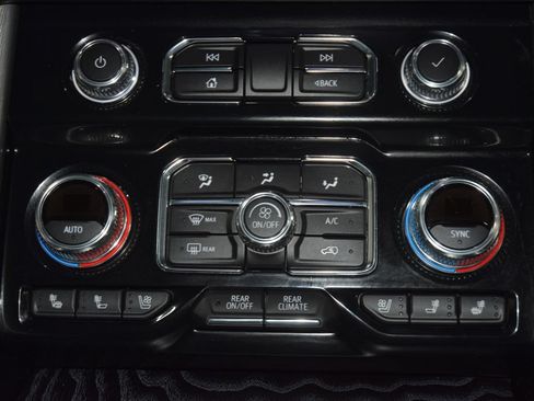 Used 2024 GMC Yukon XL Denali w/ Max Trailering Package AWD/4WD image 35