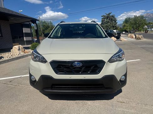 Used 2023 Subaru Crosstrek 2.0i Premium w/ Special Edition AWD/4WD image 2