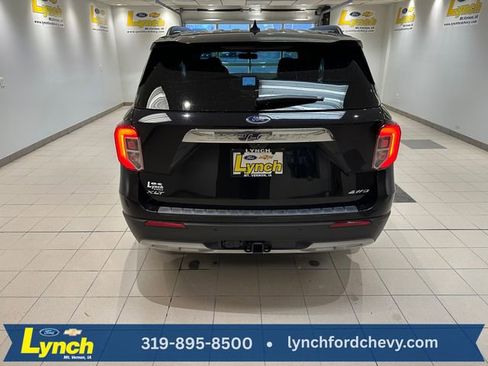 Used 2022 Ford Explorer XLT w/ Equipment Group 202A image 28