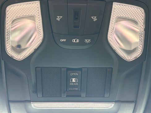 Used 2021 RAM 1500 Big Horn RWD image 50