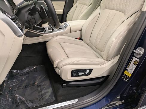 Used 2021 BMW X7 xDrive40i w/ Executive Package AWD/4WD image 10
