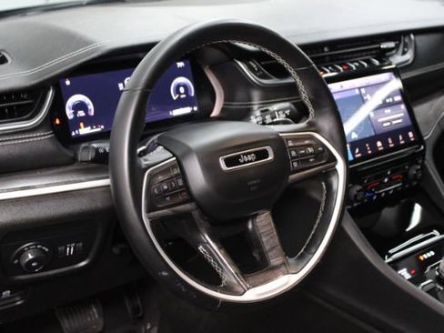 Used 2021 Jeep Grand Cherokee L Limited image 11