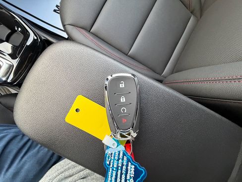 New 2026 Chevrolet Trax RS image 8