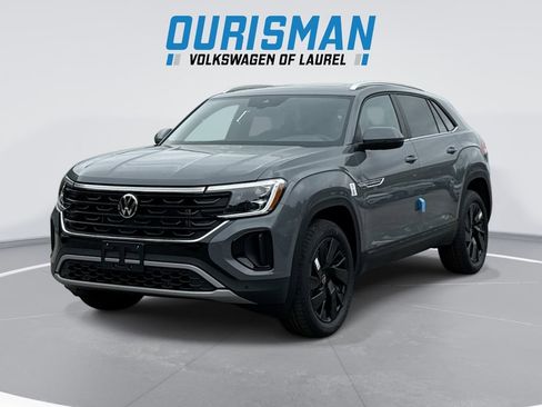 New 2026 Volkswagen Atlas Cross Sport SE AWD/4WD image 1
