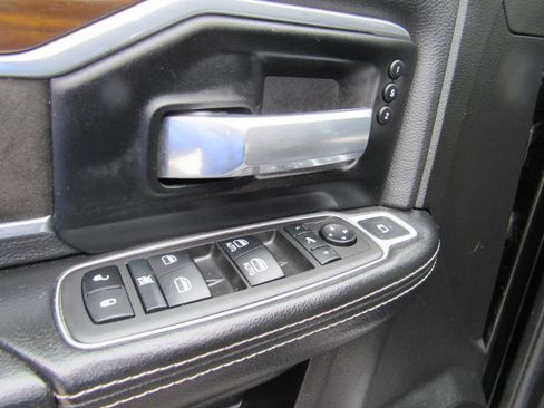 Used 2022 RAM 2500 Laramie AWD/4WD image 20