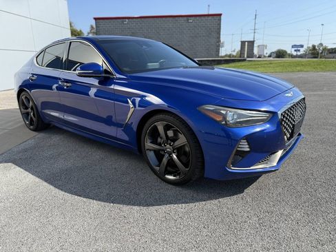 Used 2019 Genesis G70 2.0T Advanced w/ Sport Package image 5
