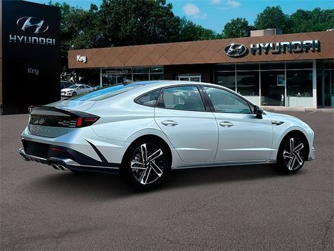 Used 2025 Hyundai Sonata N Line image 8