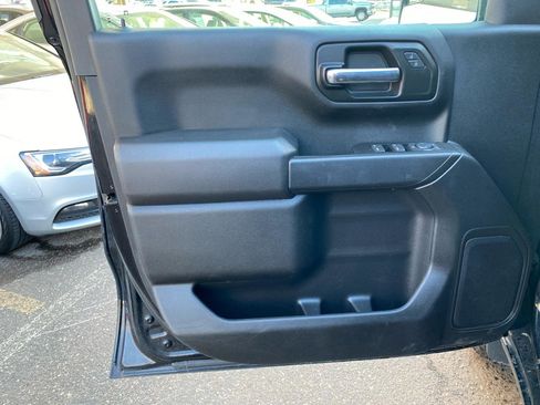 Used 2022 Chevrolet Silverado 1500 Custom Trail Boss image 9