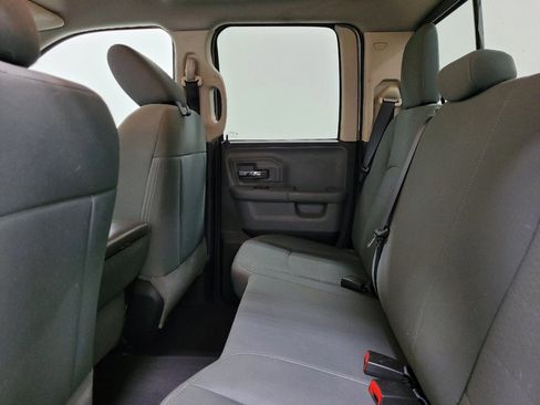 Used 2014 RAM 1500 Classic SLT image 18