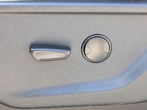 Used 2023 Ford F150 XLT image 20