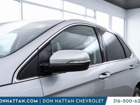Used 2022 Ford Edge Titanium image 32