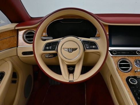 Used 2021 Bentley Continental GT image 11