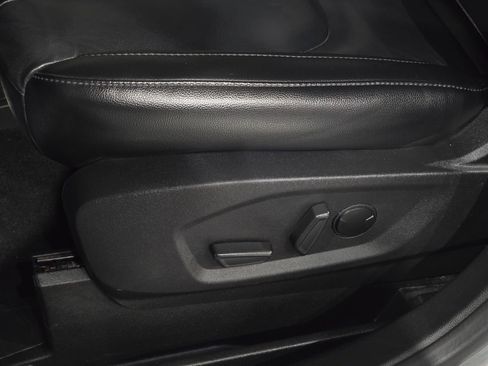 Used 2022 Ford Edge Titanium image 24