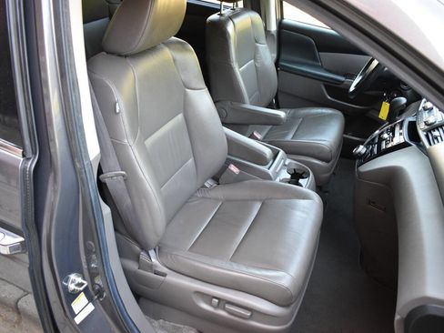 Used 2013 Honda Odyssey EX-L image 23