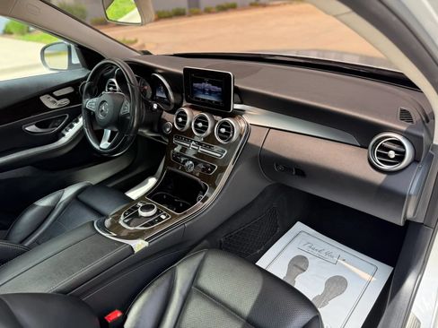 Used 2018 Mercedes-Benz C 300 4MATIC Sedan image 14