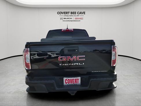 Used 2022 GMC Canyon Denali w/ Denali Black Edition Package image 8