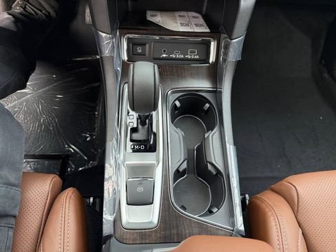 New 2026 Subaru Ascent Touring AWD/4WD image 18