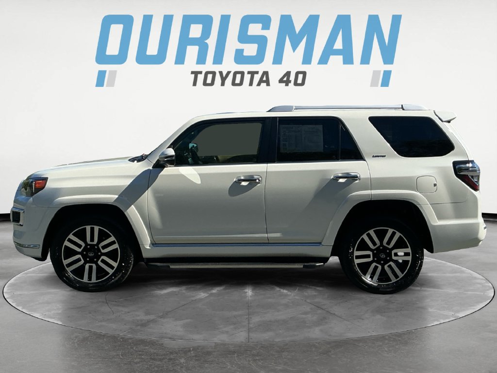 Used 2023 Toyota 4Runner Limited AWD/4WD image 4