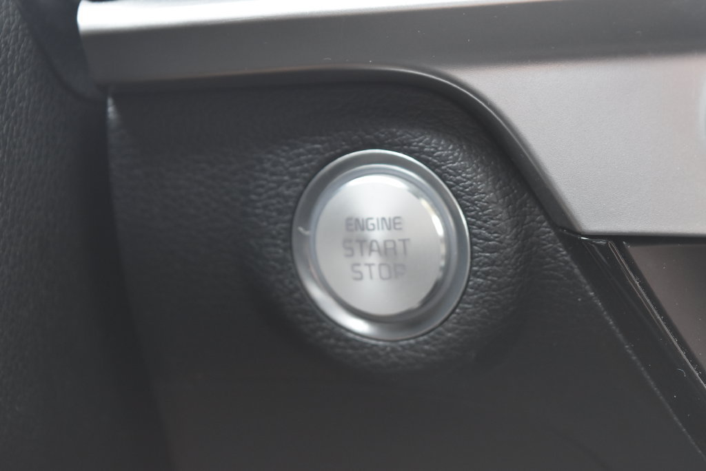 Used 2025 Kia Telluride S AWD/4WD image 22