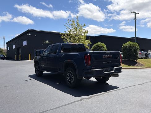 Used 2022 GMC Sierra 2500 AT4 w/ AT4 Premium Plus Package AWD/4WD image 21