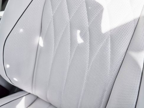 Used 2021 Mercedes-Benz Metris Passenger w/ Premium Safety Package image 55