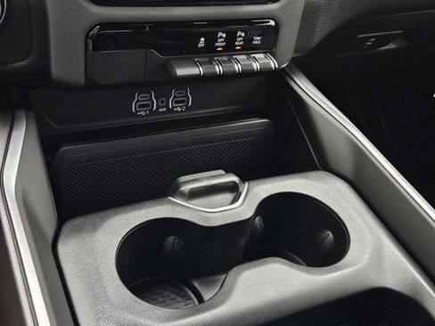 New 2026 RAM 1500 2WD Quad Cab image 20