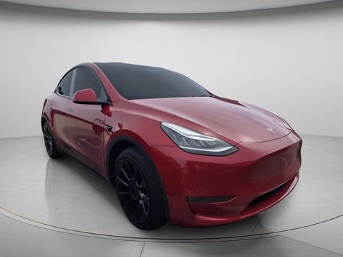 Used 2021 Tesla Model Y Long Range AWD/4WD image 4