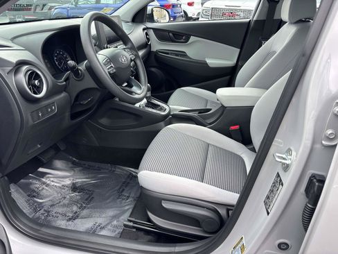 Used 2022 Hyundai Kona SE AWD/4WD image 10