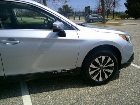 Used 2016 Subaru Outback 2.5i Limited image 79