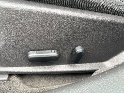 Used 2012 Ford Fusion SE image 33