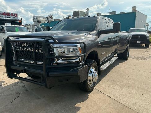 Used 2022 RAM 3500 Tradesman AWD/4WD image 2