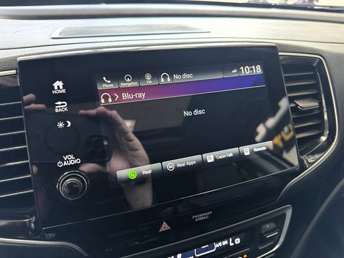 Used 2019 Honda Pilot Touring image 26