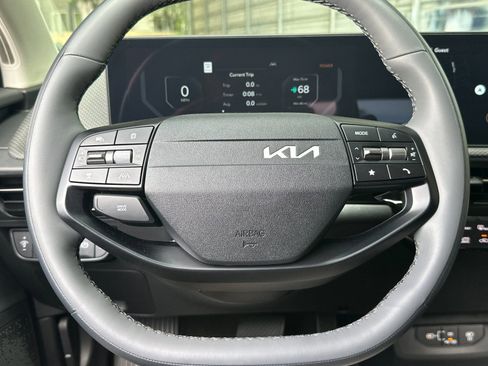 New 2025 Kia EV6 Wind image 24